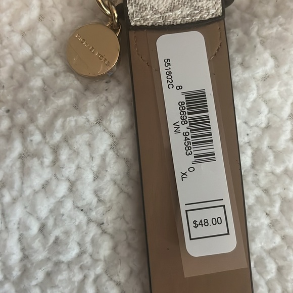 Brand new Michael Kors belt. - Picture 4 of 4